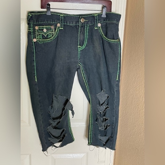 TRUE RELIGION RICKY SUPER T STITCH STRAIGHT DISTRESSSED CUT OFF JEAN 38‌‌‌‌‌‌‌ - Picture 1 of 12